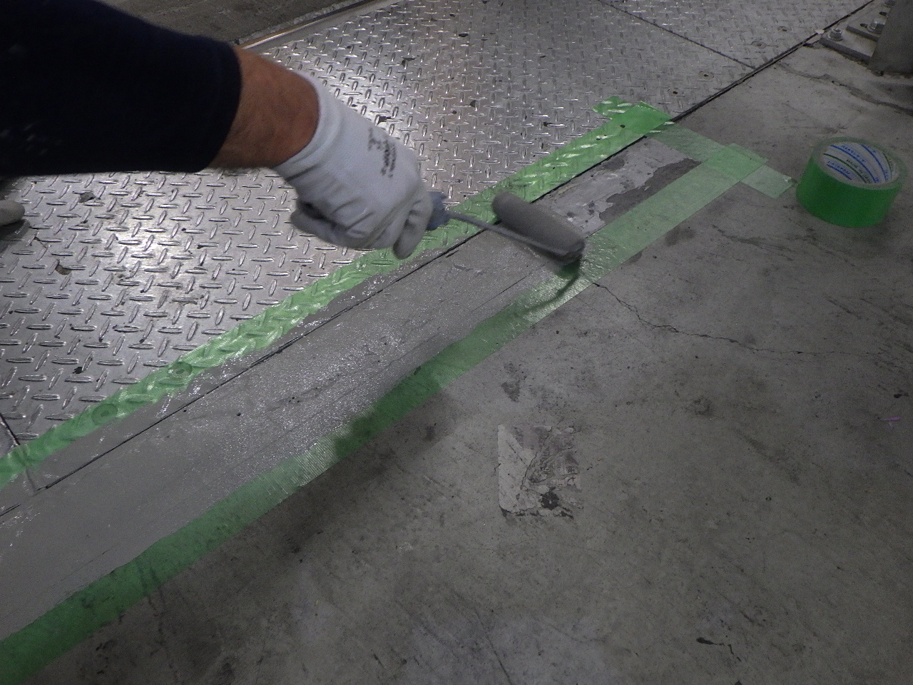 ポリウレア施工実績 食品工場　床補修工事（欠損補修）NUKOTEポリウレアJFHM